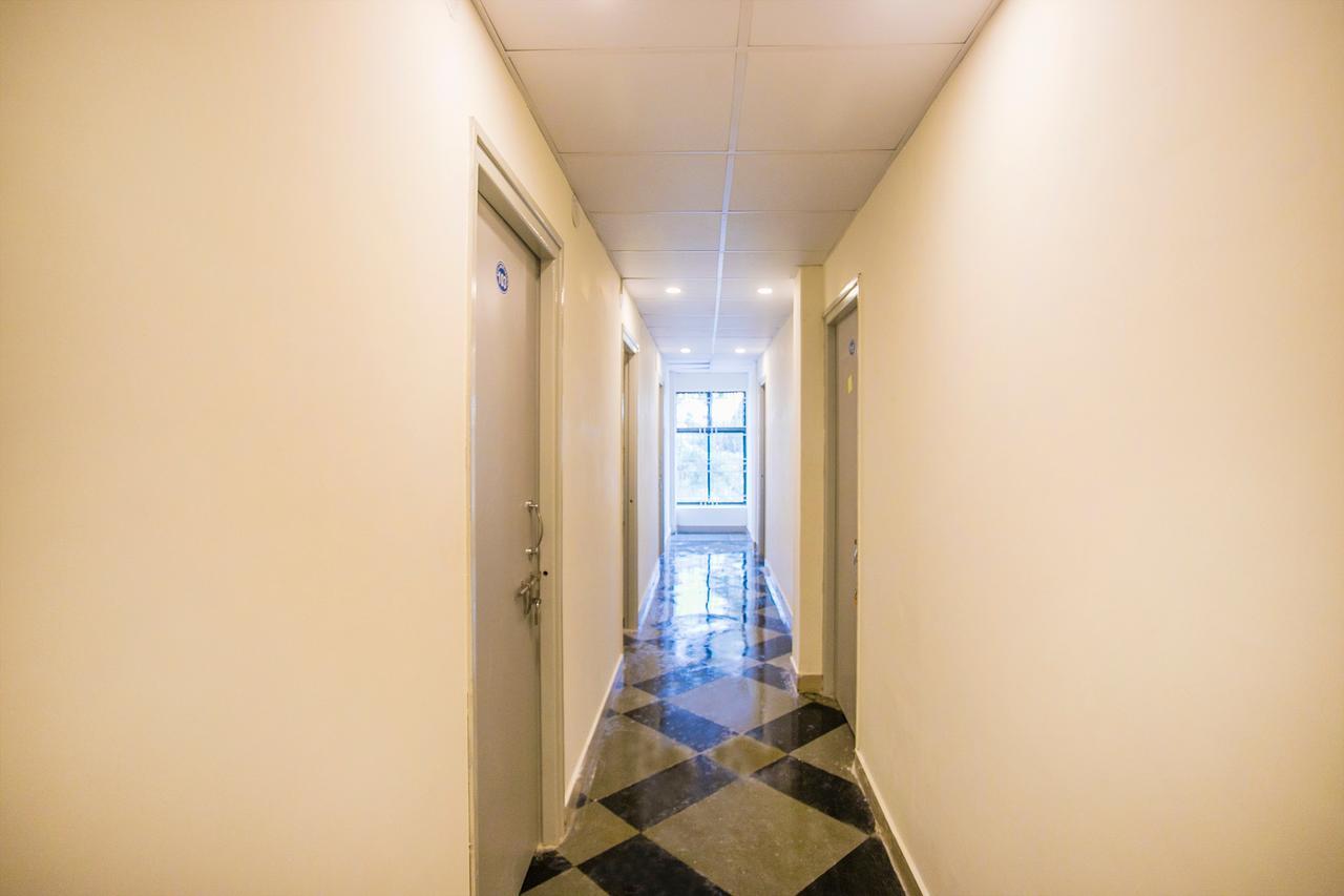 Oyo 14430 Sunshine Grand Ξενοδοχείο Μπανγκαλόρ Εξωτερικό φωτογραφία