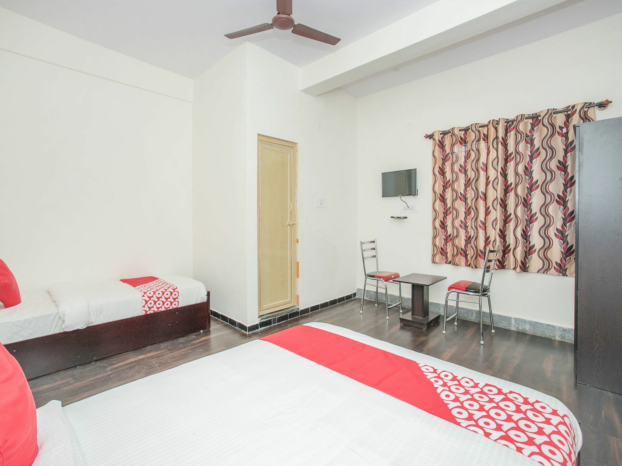 Oyo 14430 Sunshine Grand Ξενοδοχείο Μπανγκαλόρ Εξωτερικό φωτογραφία